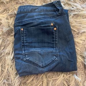 Dark wash skinny jeans